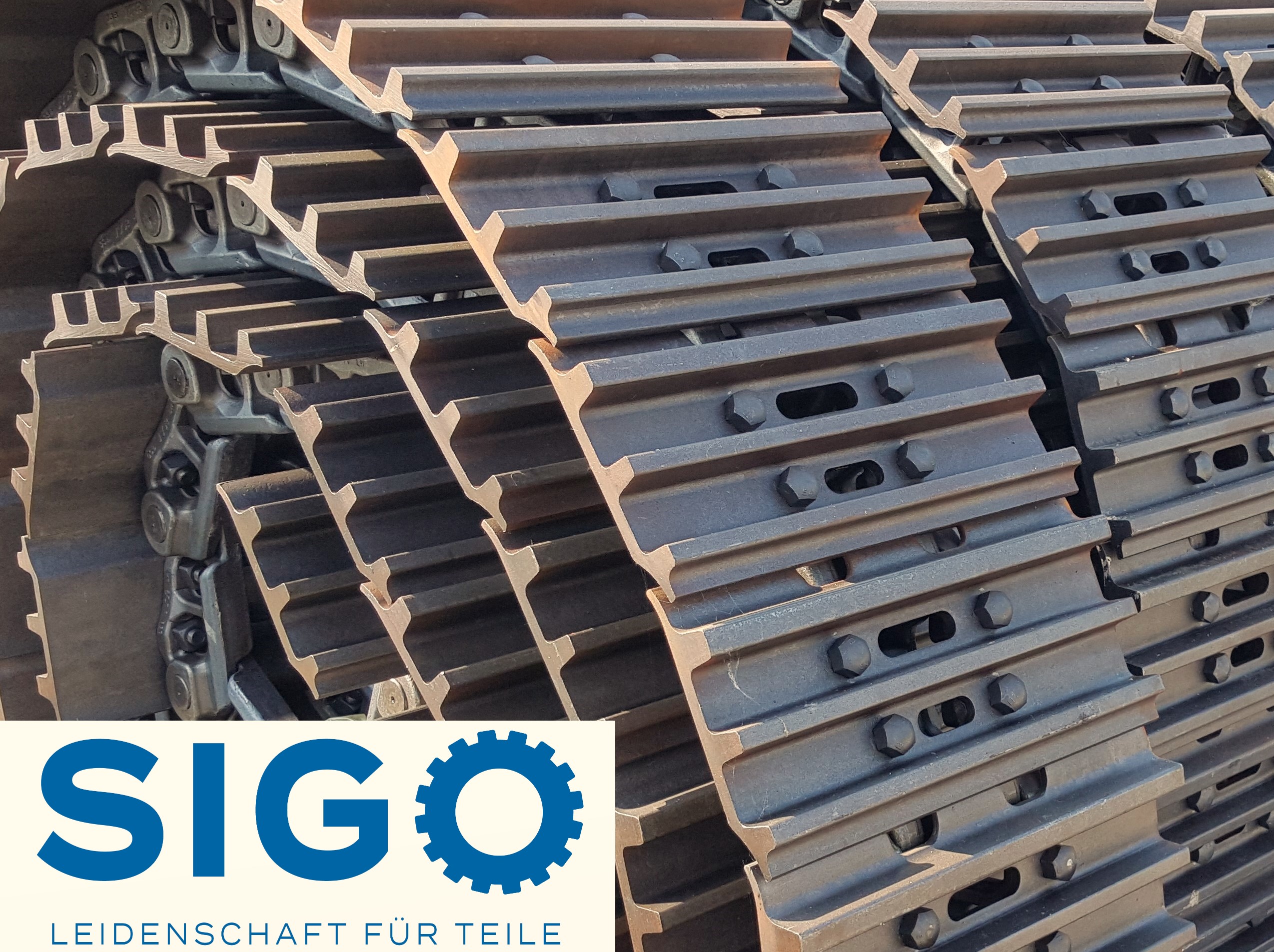 Kettenband 101mm, 44 Glieder, komplett montiert mit 300mm 1-Steg Kettenplatten